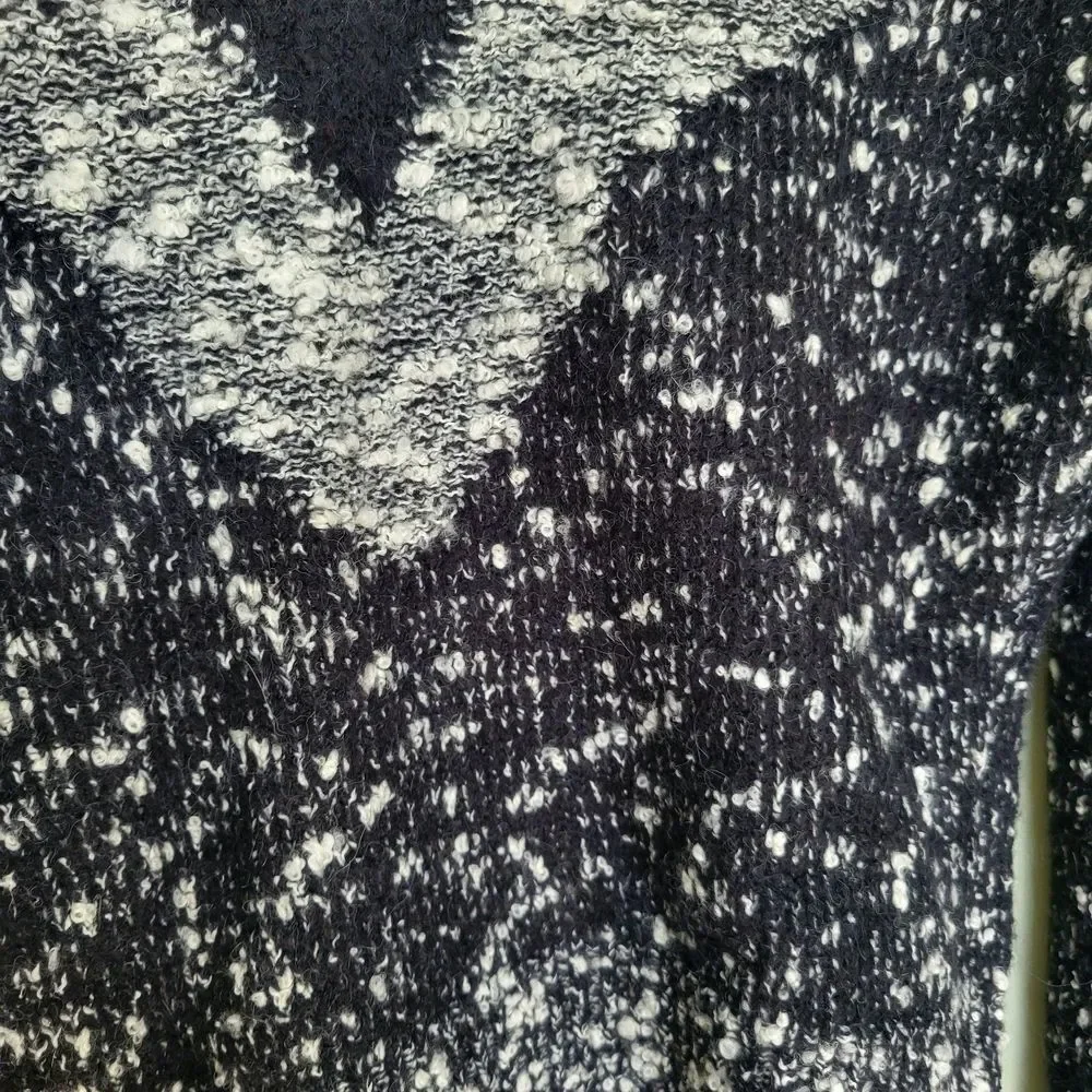 White House Black Market NWT Marled V-Neck Sweater Size S